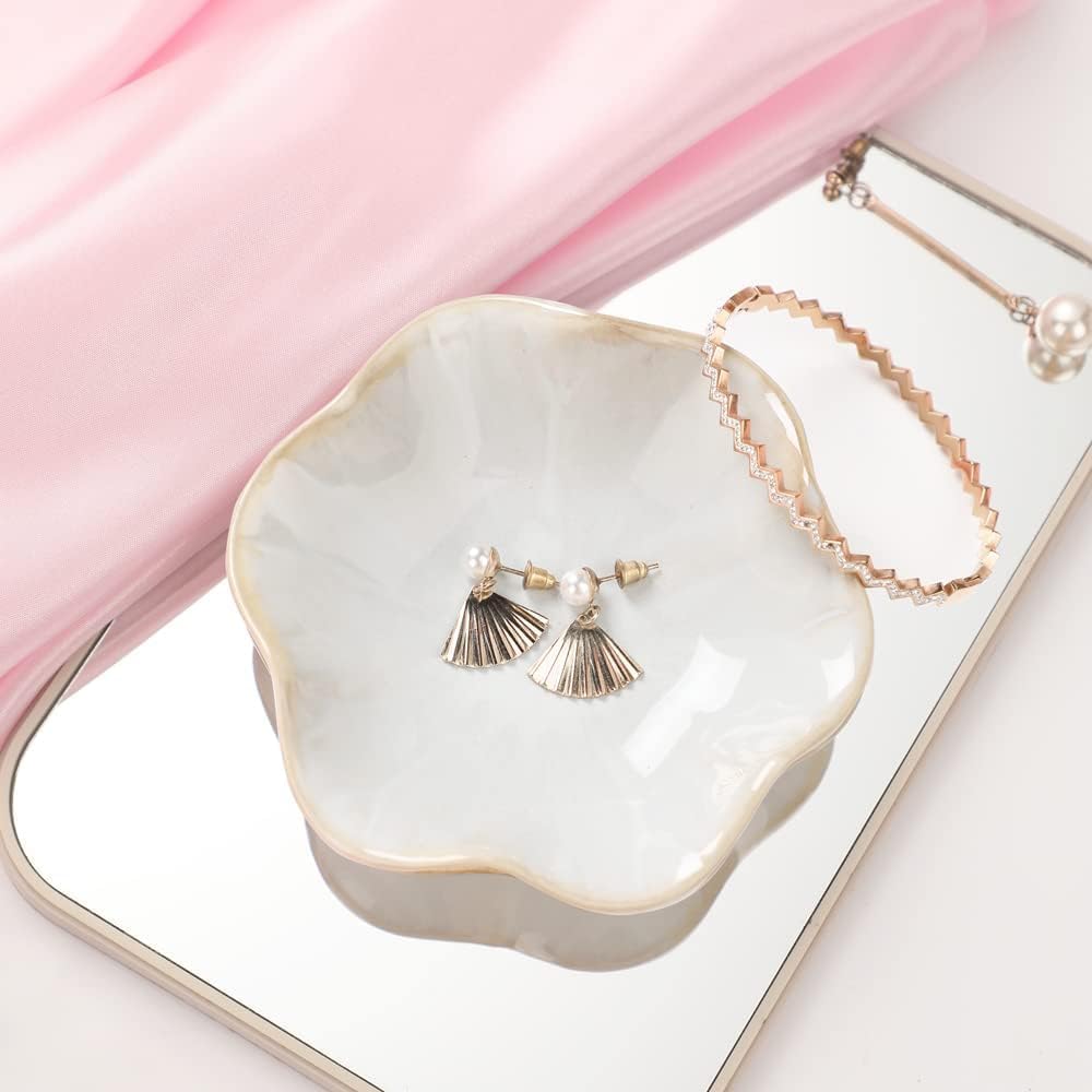 Gold-Rim Scalloped Catchall Dish - view 4